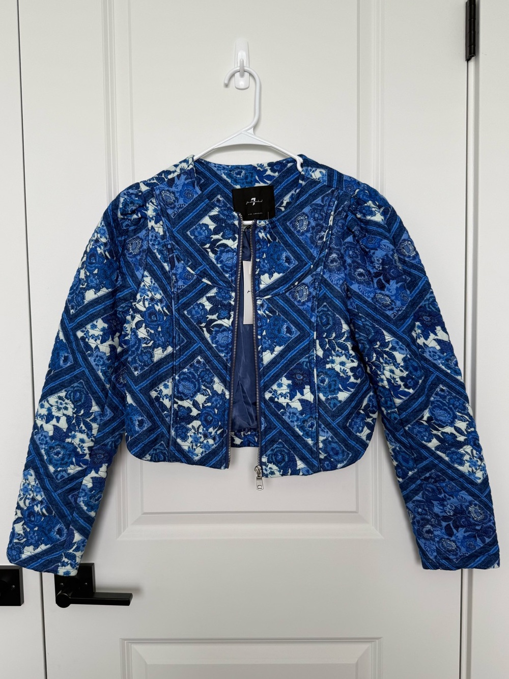 NWT 7 For All Mankind Quilted Cropped Jacket Blue & White Floral Patchwork